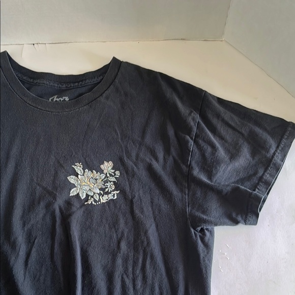 Lost Black Short Sleeve Tee with Subtle Design - Picture 5 of 10